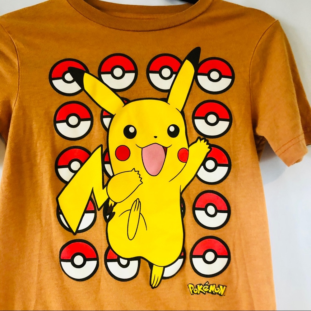 Pokémon tee size small